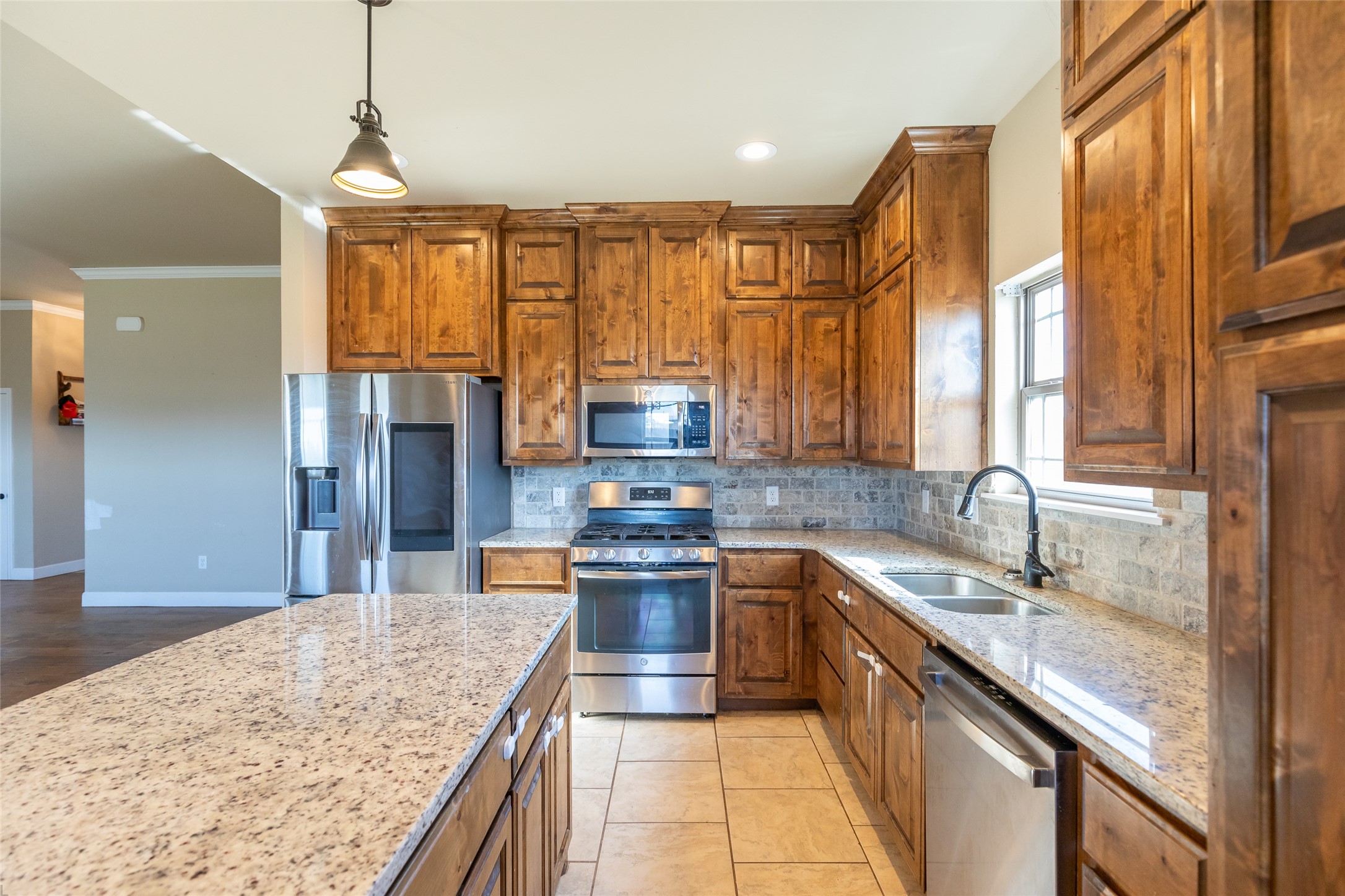 105 Tom Dobbins Drive Roscoe TX 79545