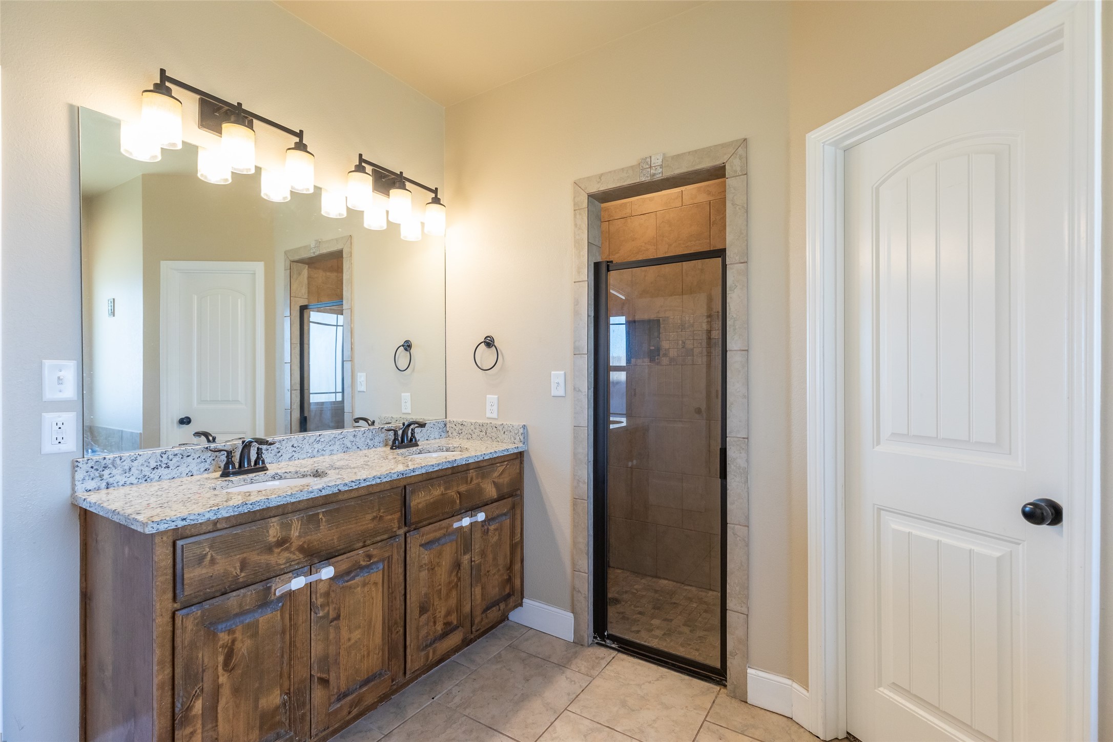 105 Tom Dobbins Drive Roscoe TX 79545
