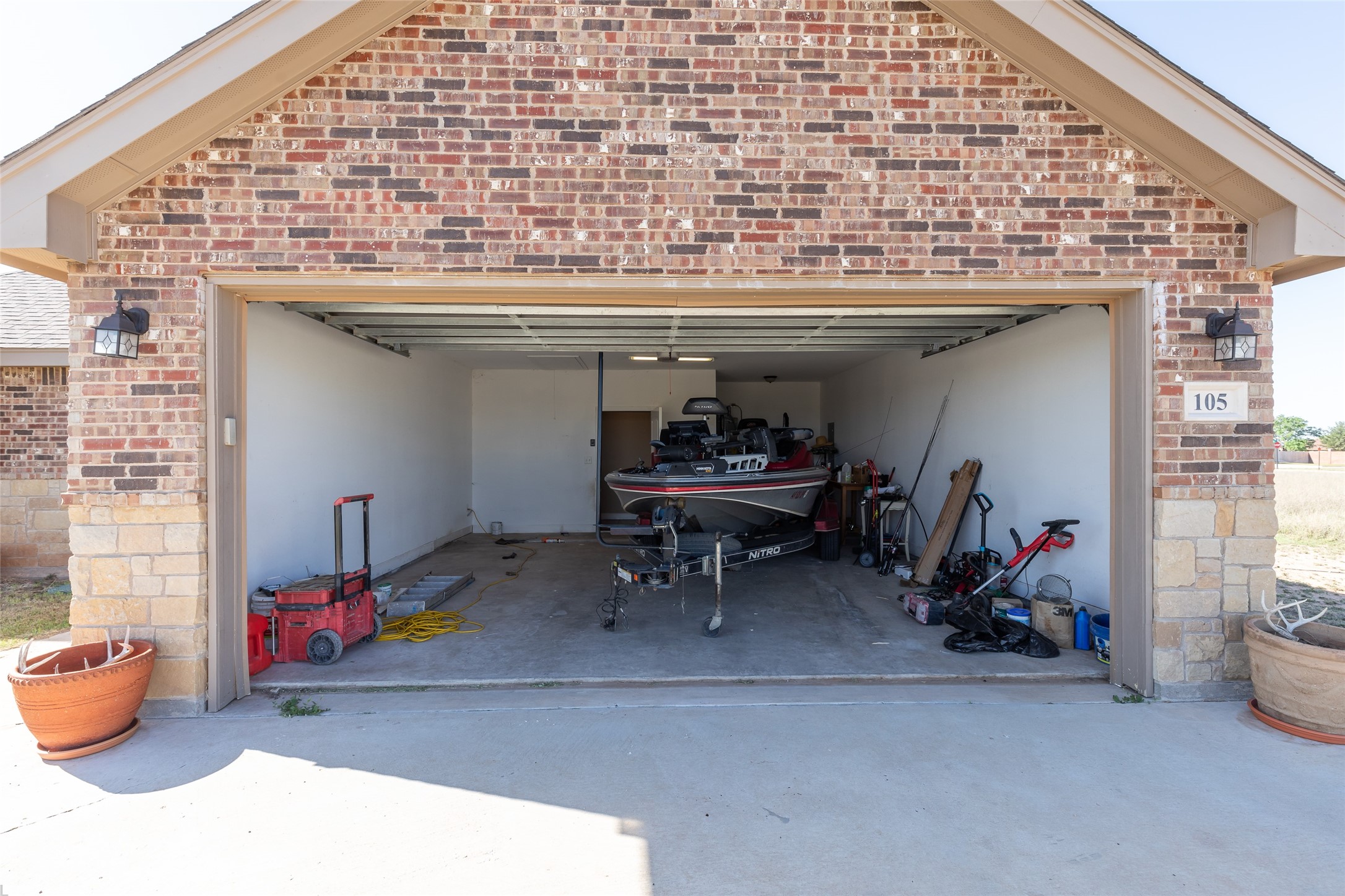 105 Tom Dobbins Drive Roscoe TX 79545