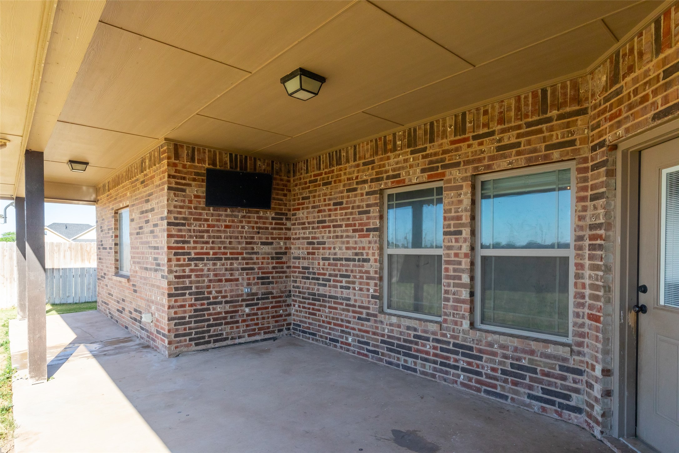105 Tom Dobbins Drive Roscoe TX 79545