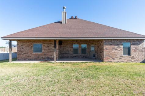 105 Tom Dobbins Drive Roscoe TX 79545