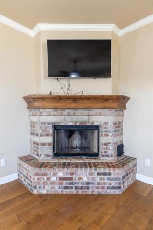 105 Tom Dobbins Drive Roscoe TX 79545