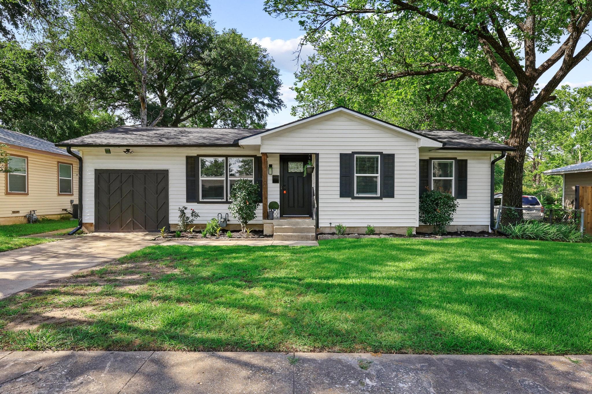 311 Boyd Loop Bonham TX 75418