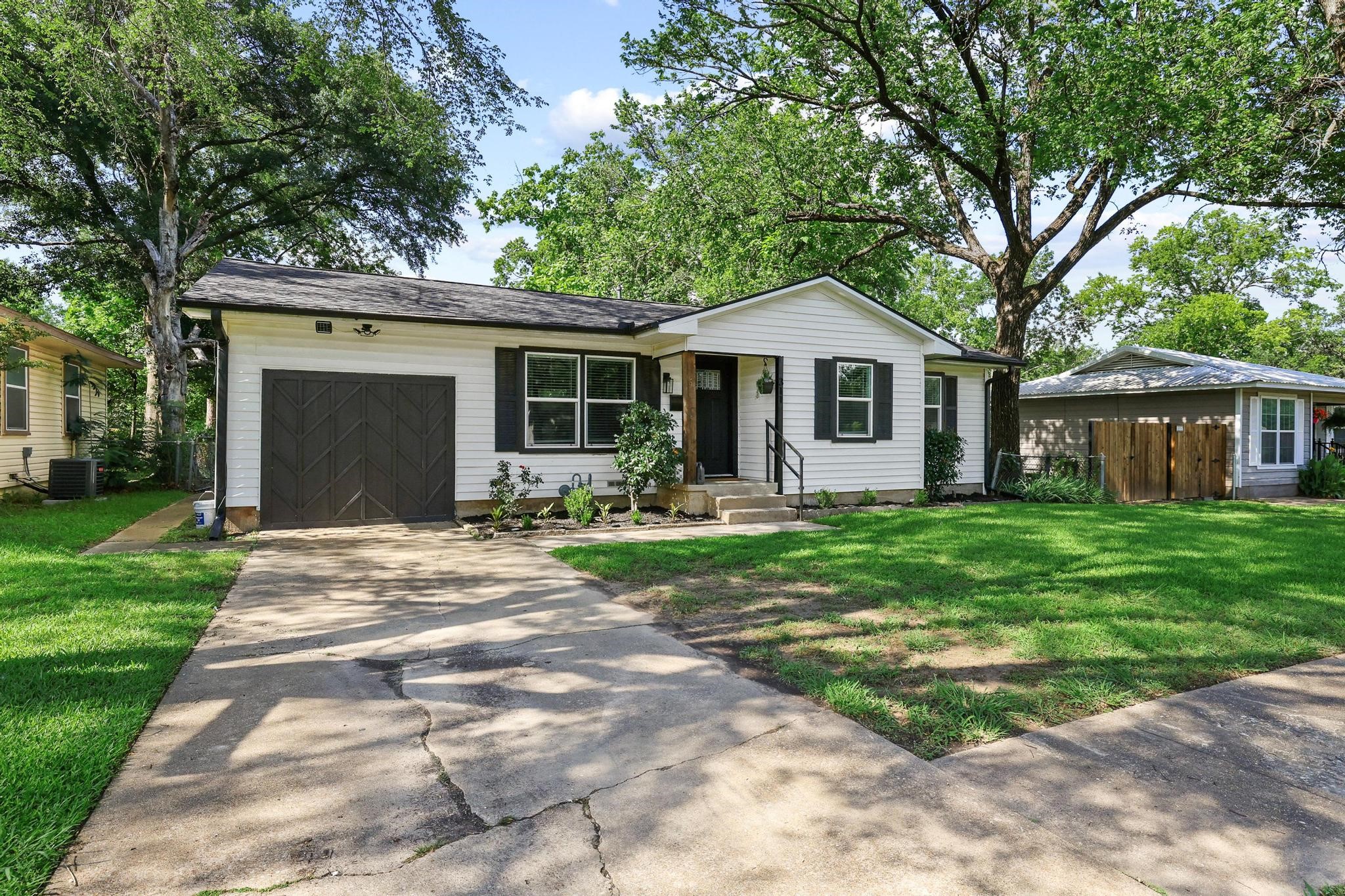 311 Boyd Loop Bonham TX 75418