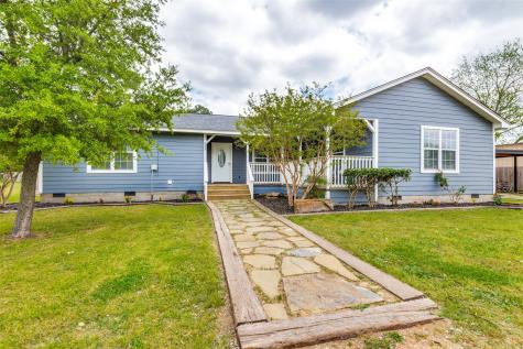 213 S Busby Street Tioga TX 76271