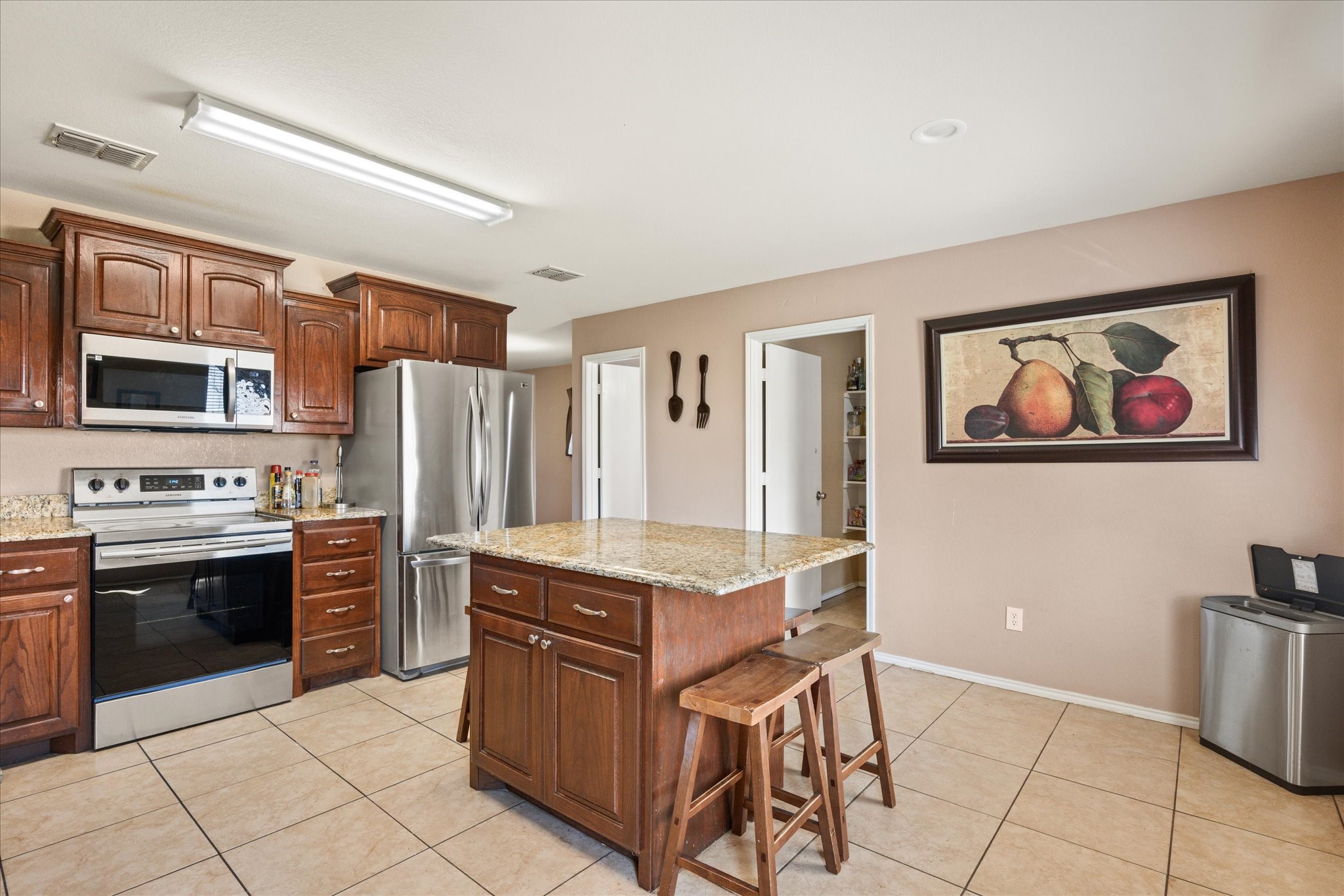941 Honey Locust Lane Crowley TX 76036