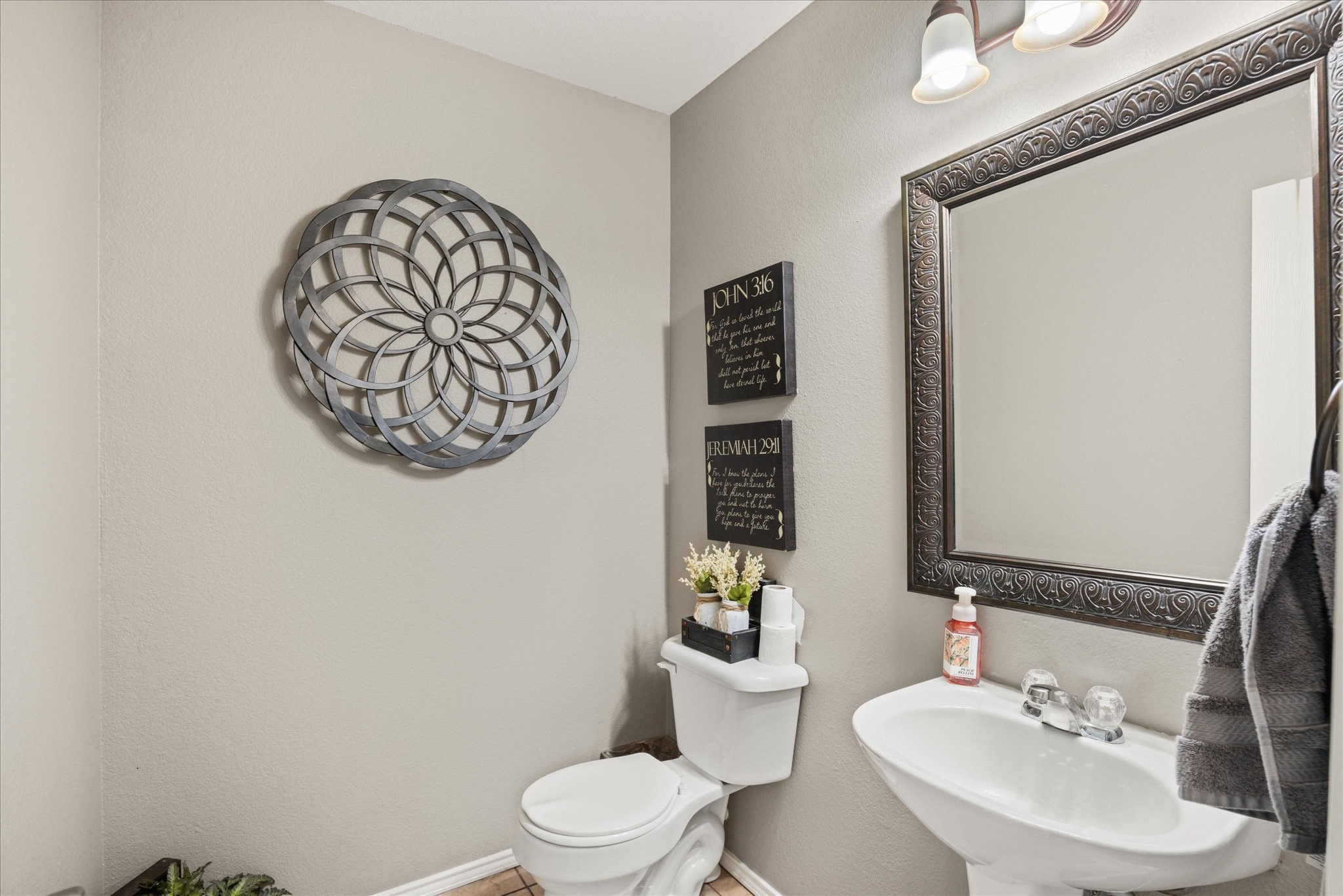 941 Honey Locust Lane Crowley TX 76036