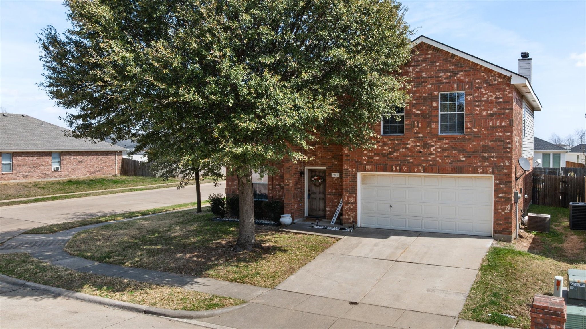941 Honey Locust Lane Crowley TX 76036
