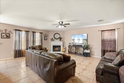 941 Honey Locust Lane Crowley TX 76036