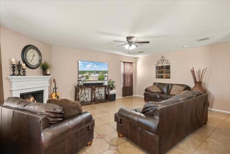 941 Honey Locust Lane Crowley TX 76036