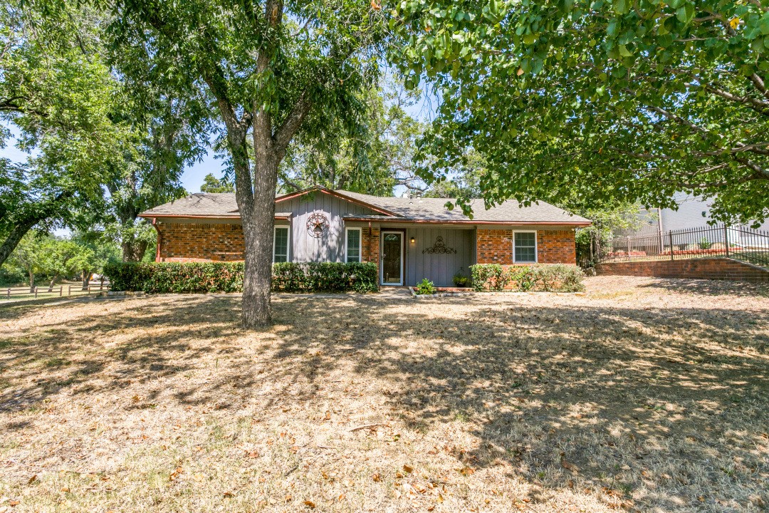 670 N Mill Street Lewisville TX 75057