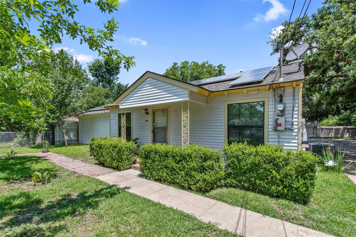 12007 Gaiter Drive Balch Springs TX 75180