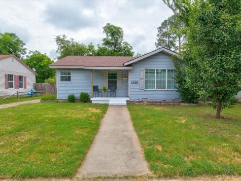 2725 Halbert Street Fort Worth TX 76112