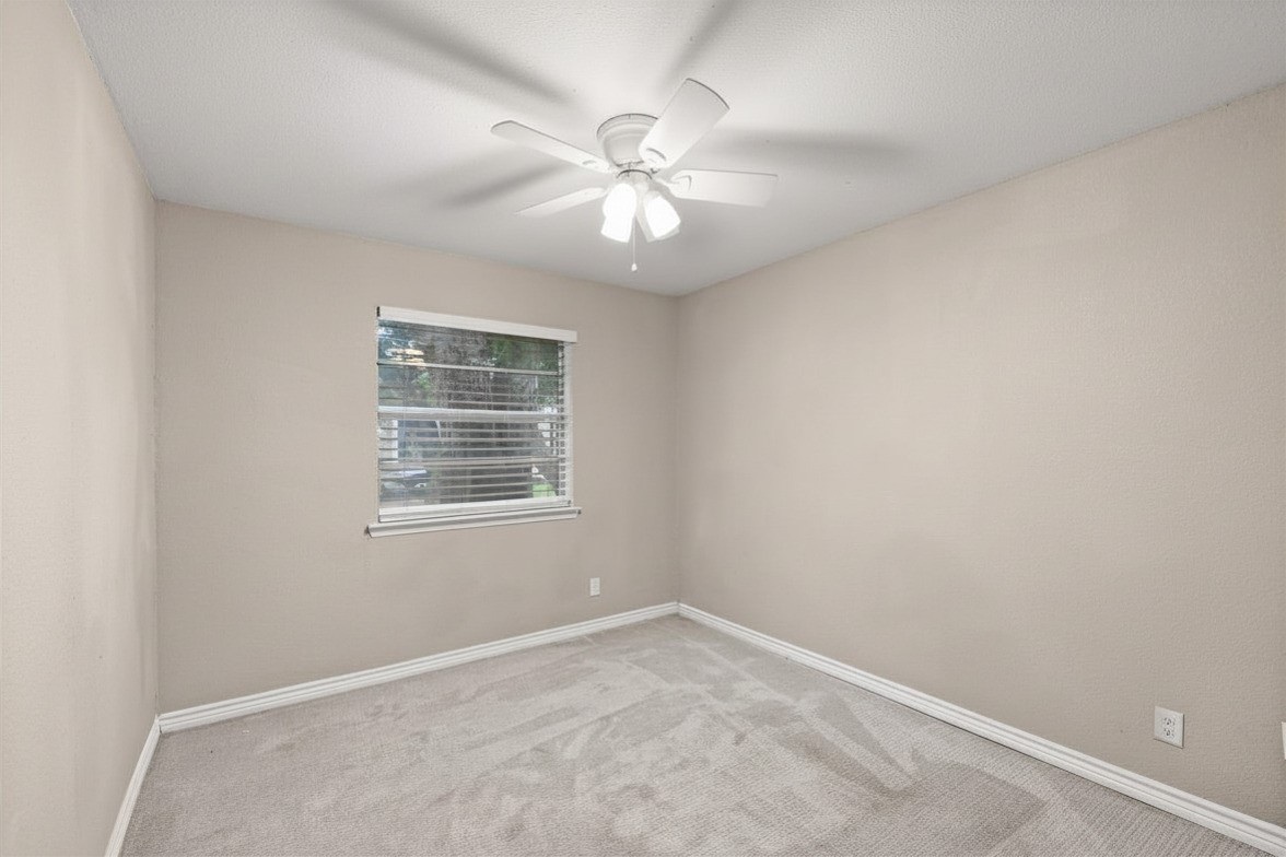 2015 Roberts Drive Granbury TX 76048