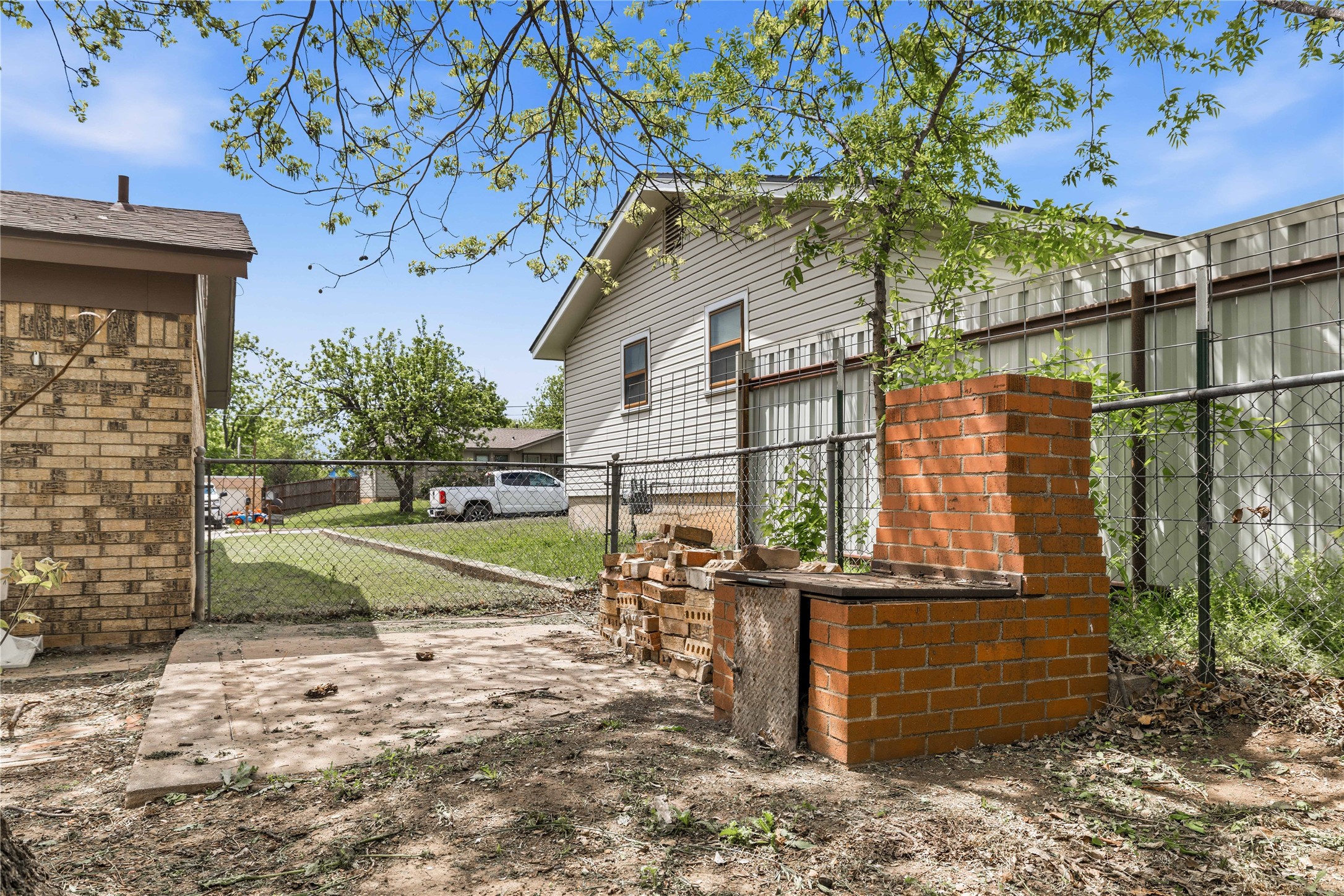 900 W 2nd Street Coleman TX 76834