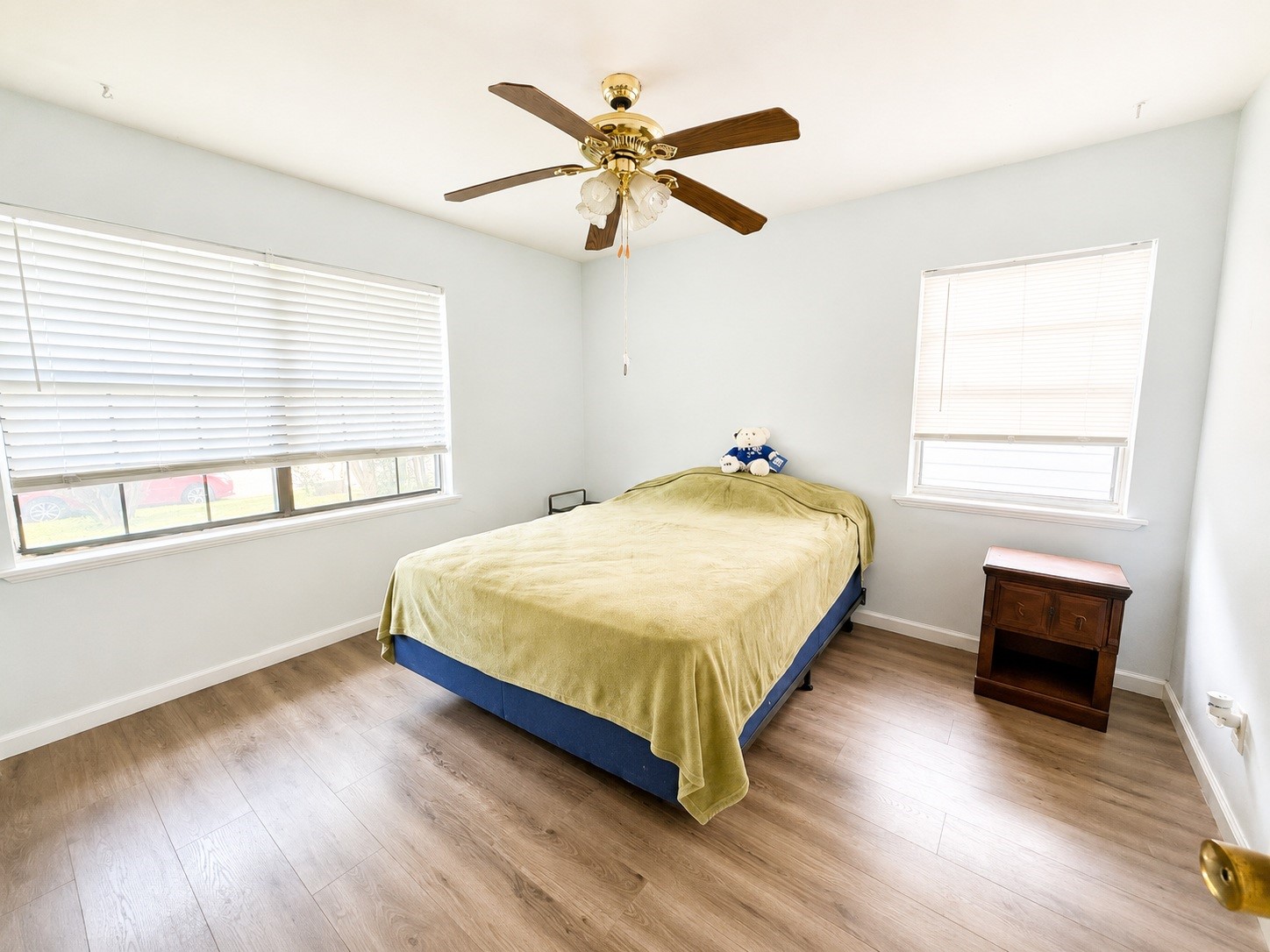 1915 English Street Irving TX 75061