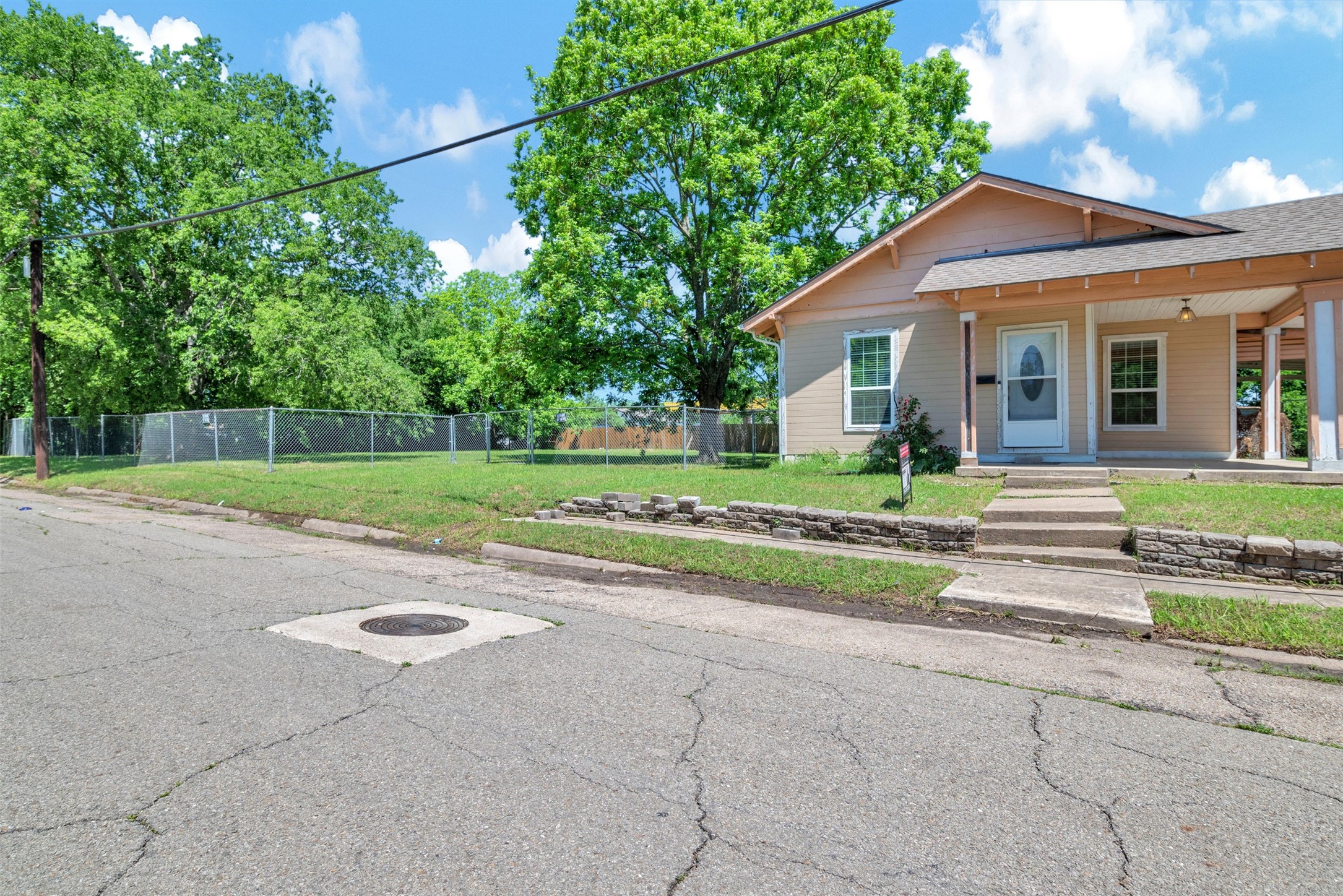 4004 Washington Street Greenville TX 75401