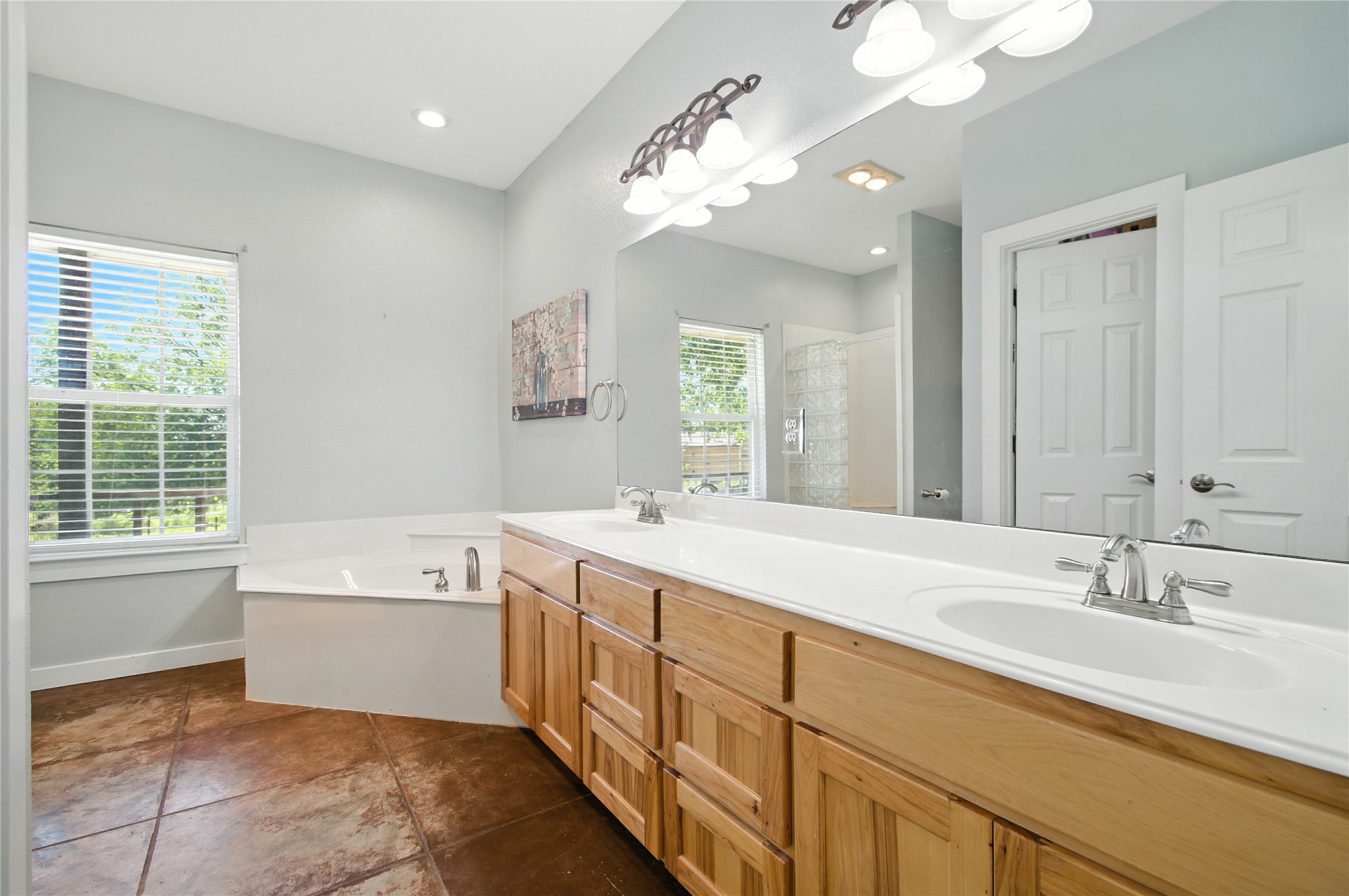 425 Cartwright Drive Benbrook TX 76126