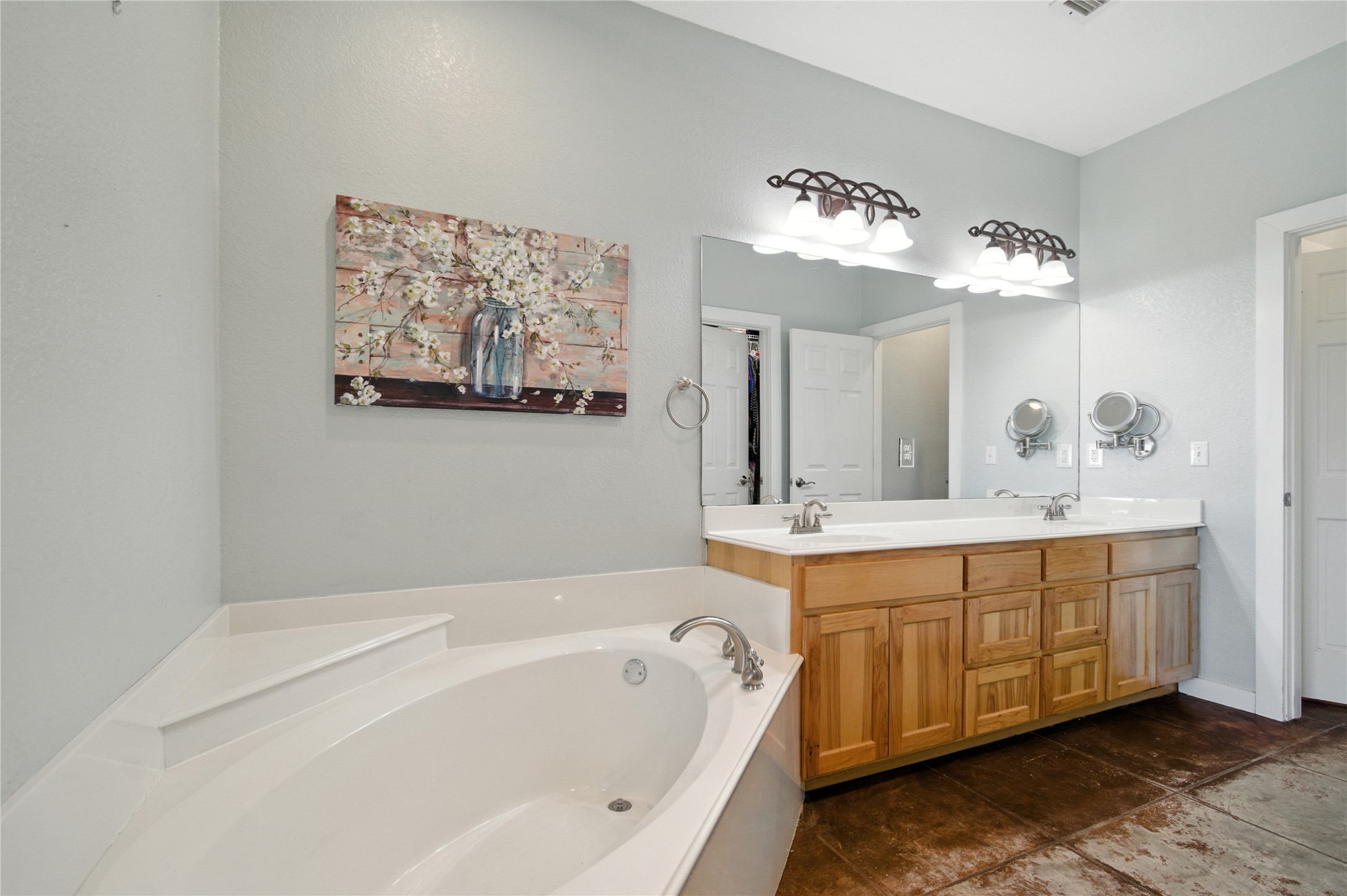 425 Cartwright Drive Benbrook TX 76126