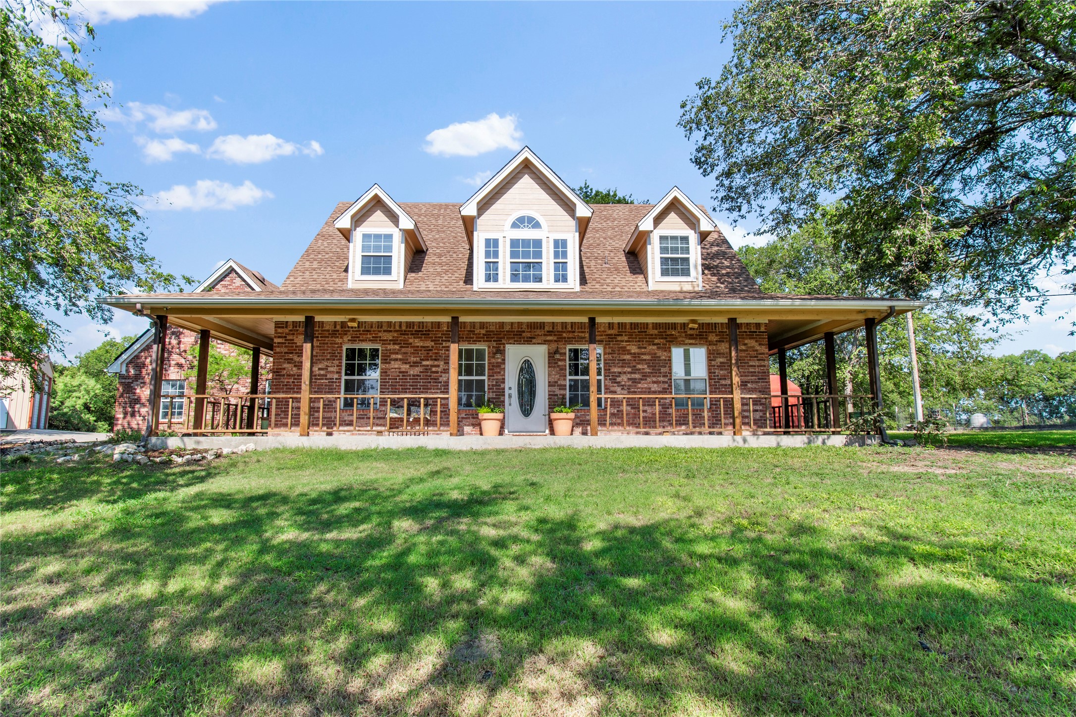 425 Cartwright Drive Benbrook TX 76126