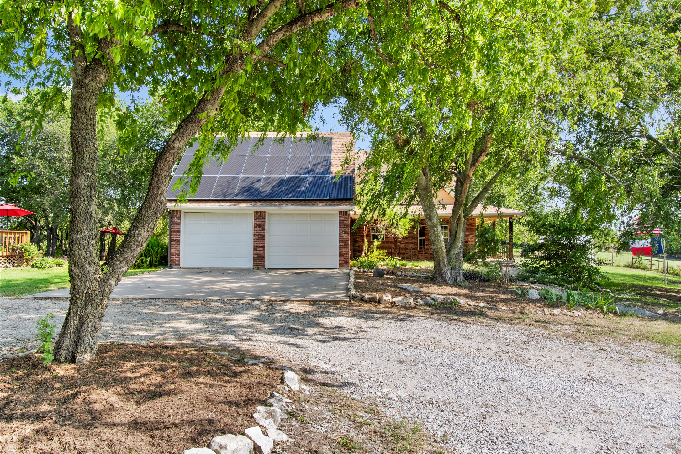 425 Cartwright Drive Benbrook TX 76126