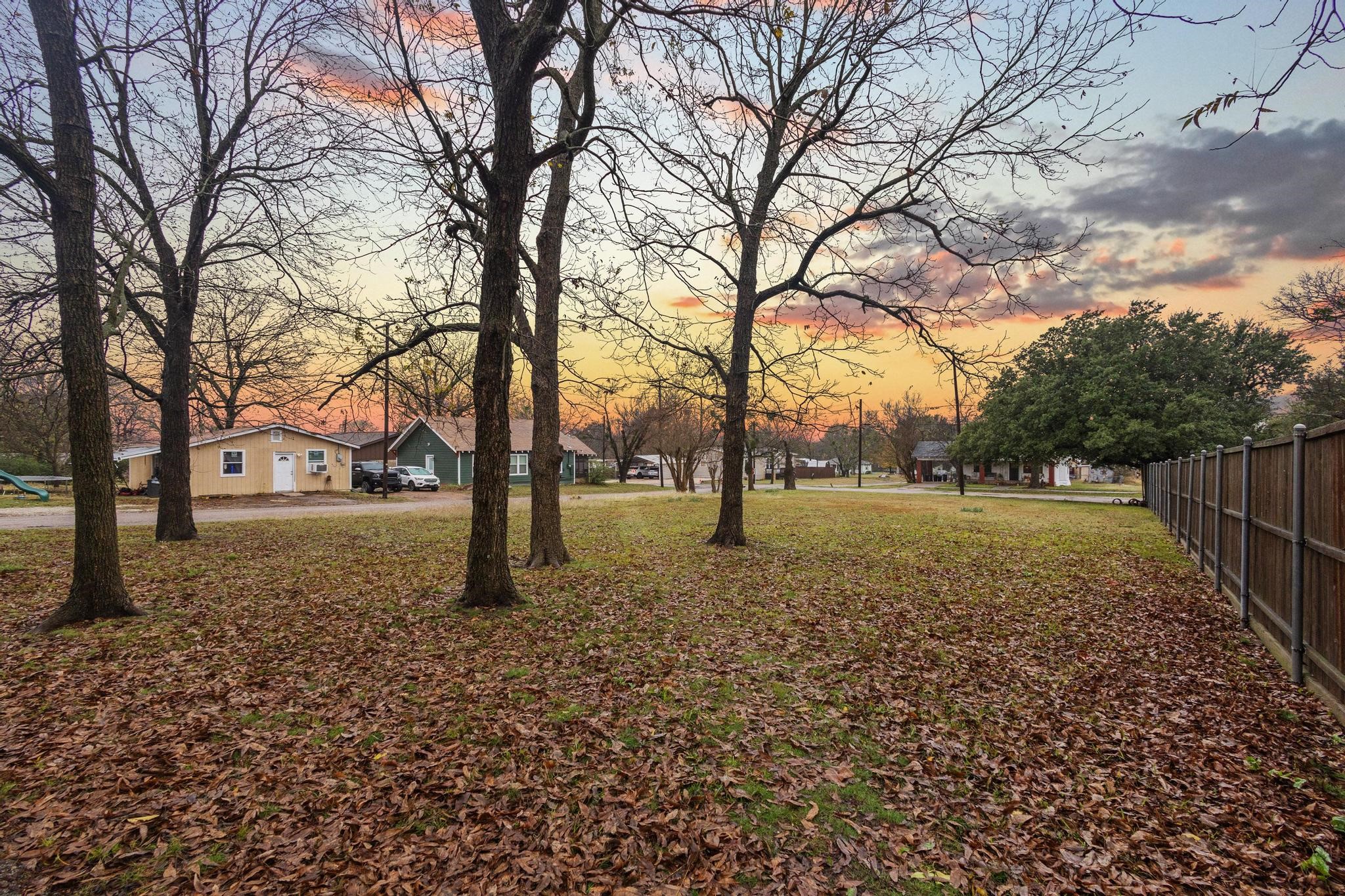 202 S Santa Fe Street Wolfe City TX 75496