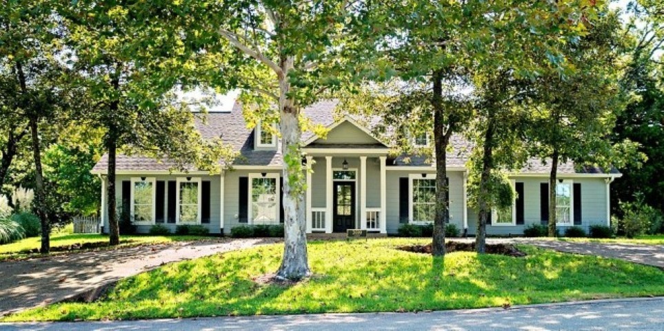 3699 Sabine Street Athens TX 75752