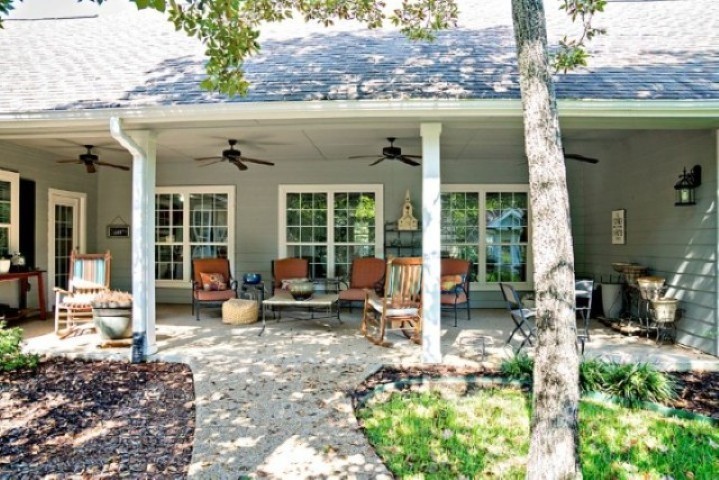 3699 Sabine Street Athens TX 75752