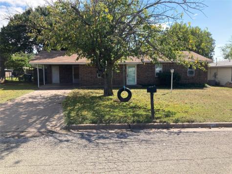 1406 Remington Street Graham TX 76450
