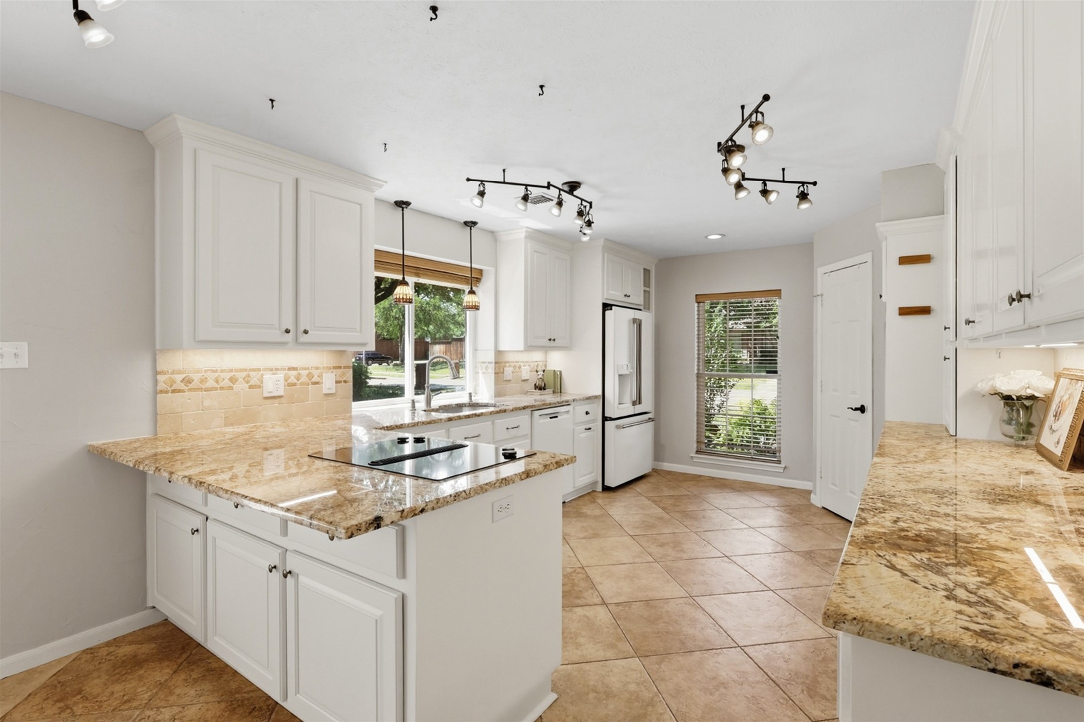 2150 Strathmore Drive Highland Village TX 75077