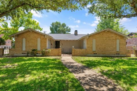 858 Magnolia Lane Lancaster TX 75146