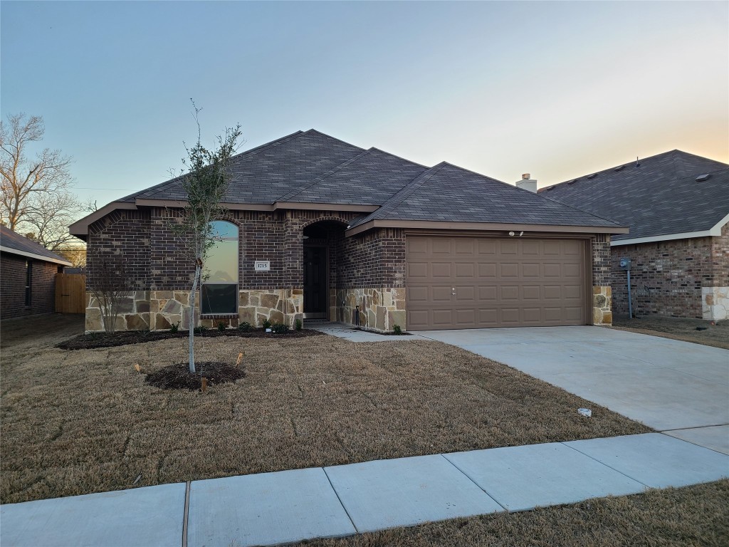 1715 Wooley Way Seagoville TX 75159