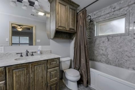 101 Vanderbilt Lane Waxahachie TX 75165
