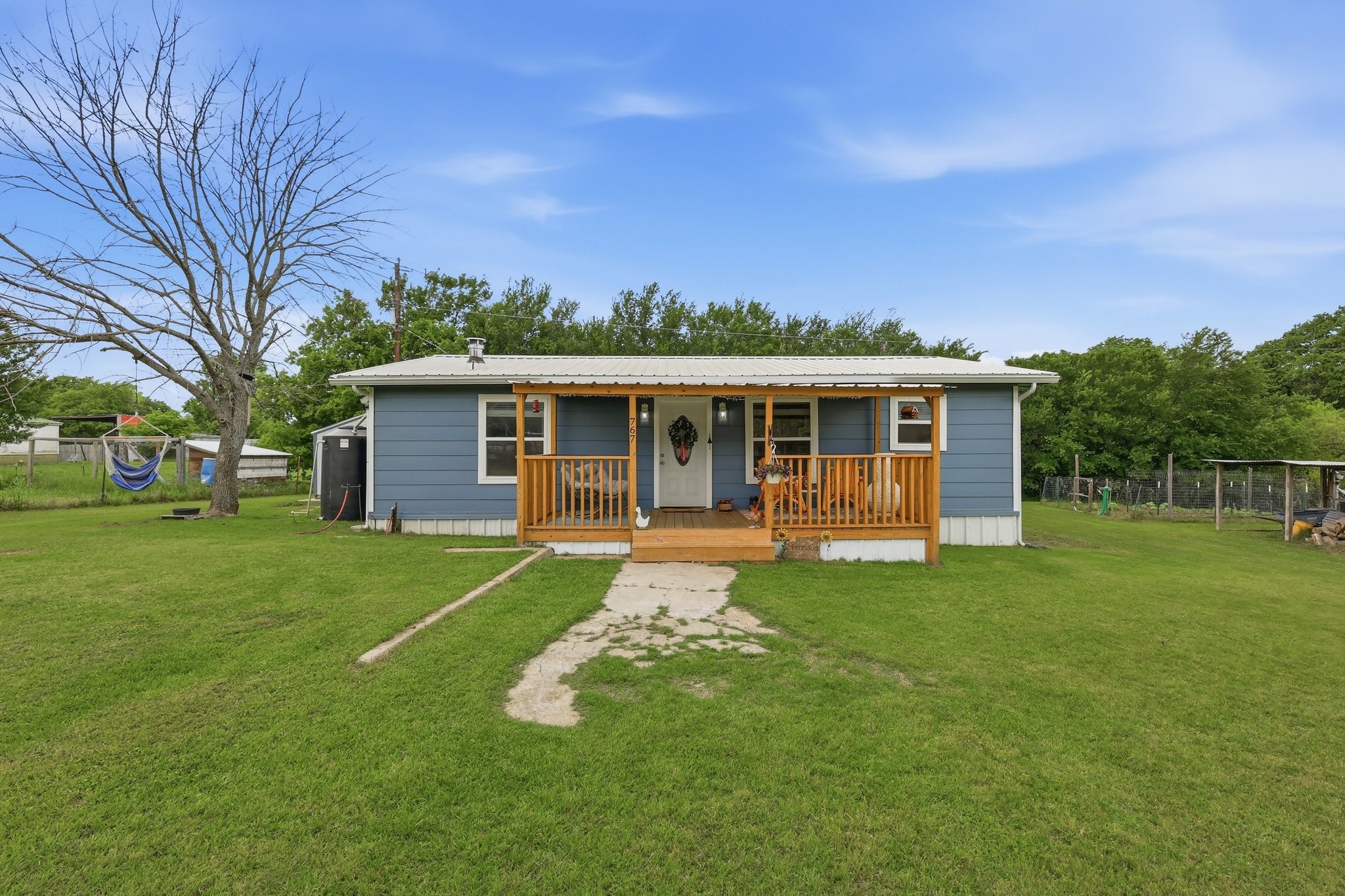 767 E Barry Street Reno TX 76020