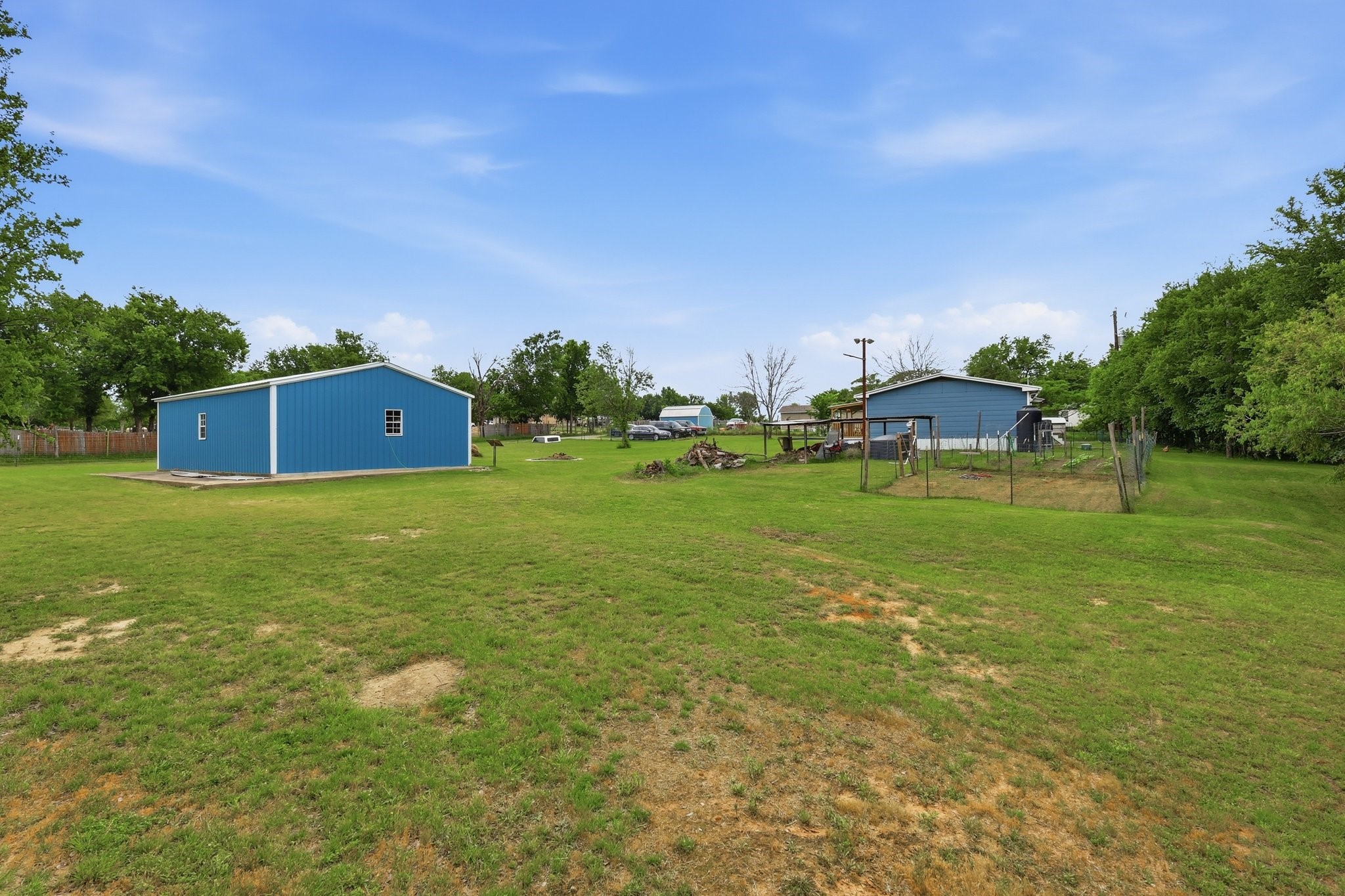 767 E Barry Street Reno TX 76020