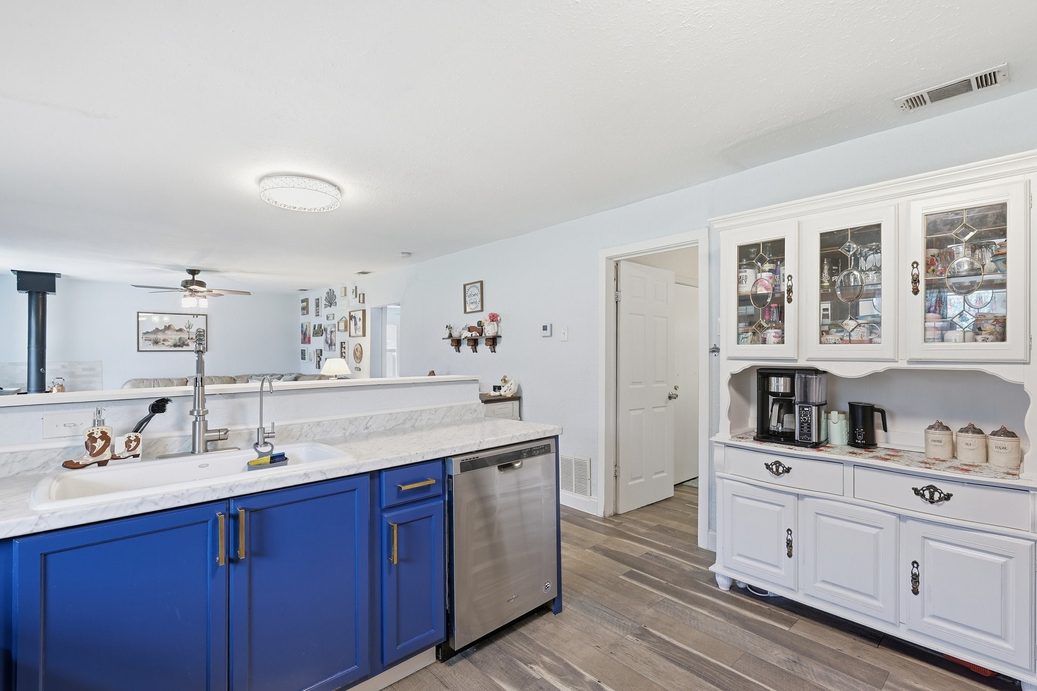 767 E Barry Street Reno TX 76020