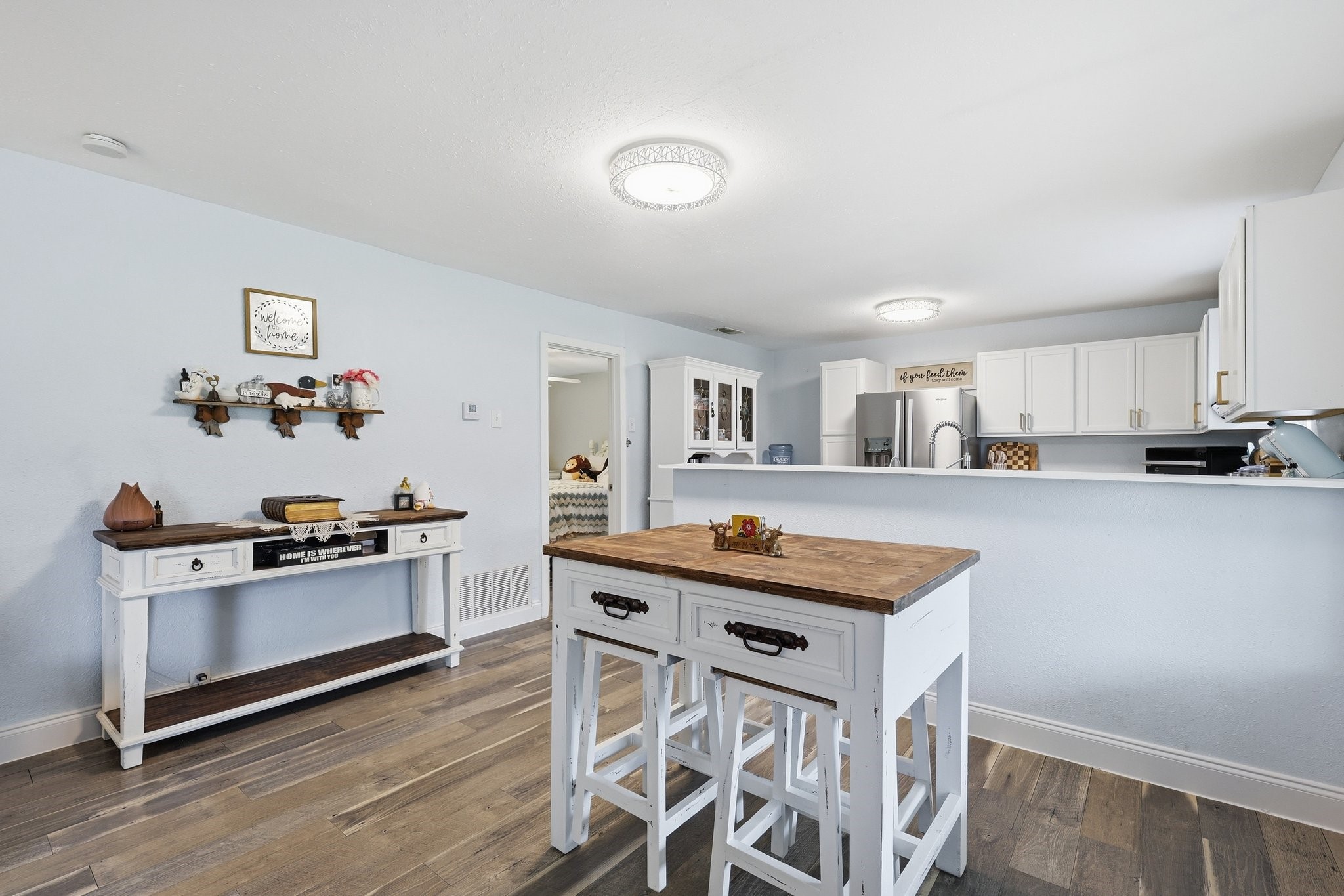 767 E Barry Street Reno TX 76020
