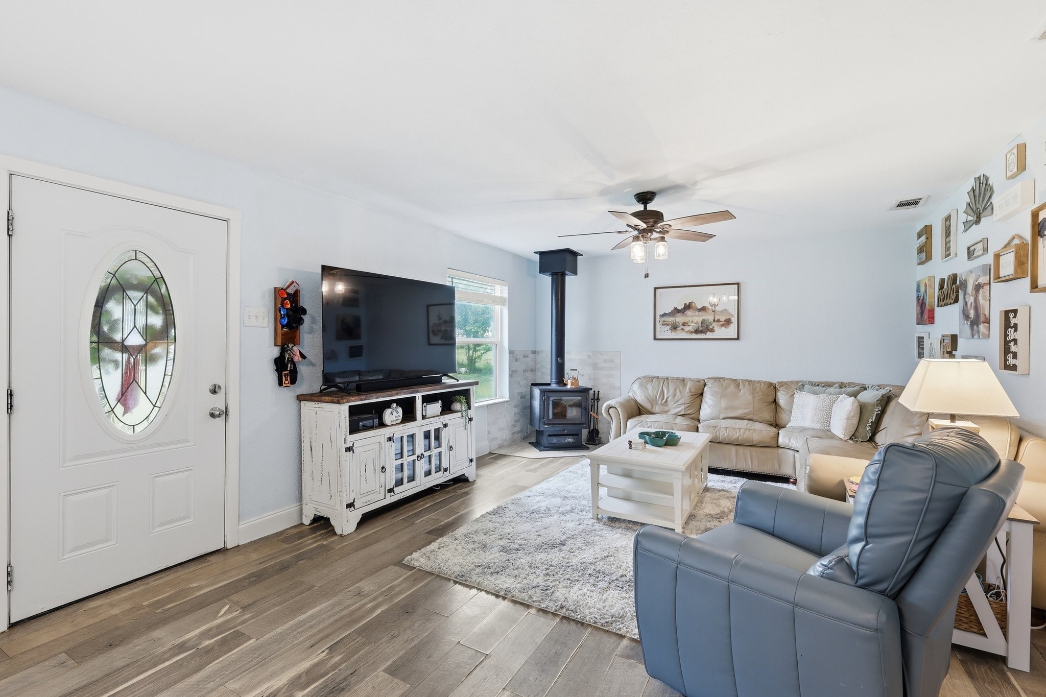 767 E Barry Street Reno TX 76020
