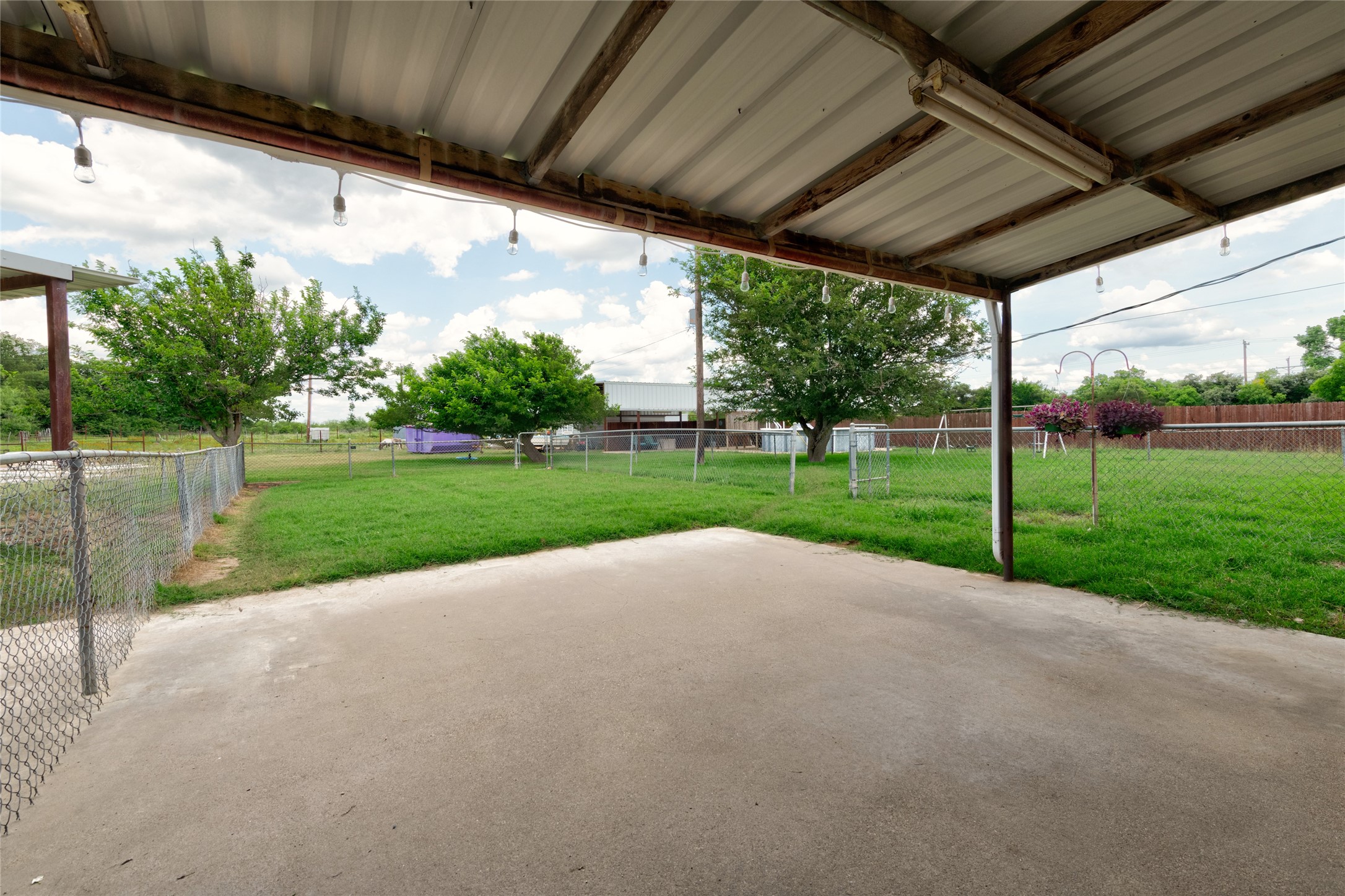 1505 County Road 631 Clyde TX 79510