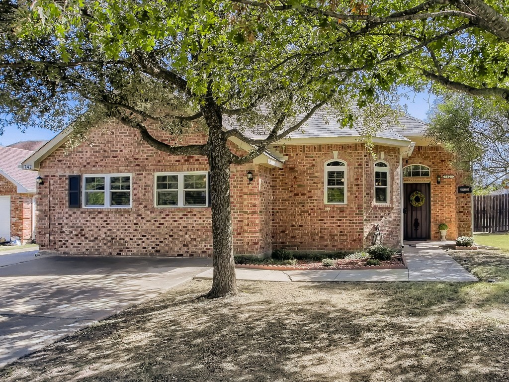 742 Grandview Avenue Seagoville TX 75159