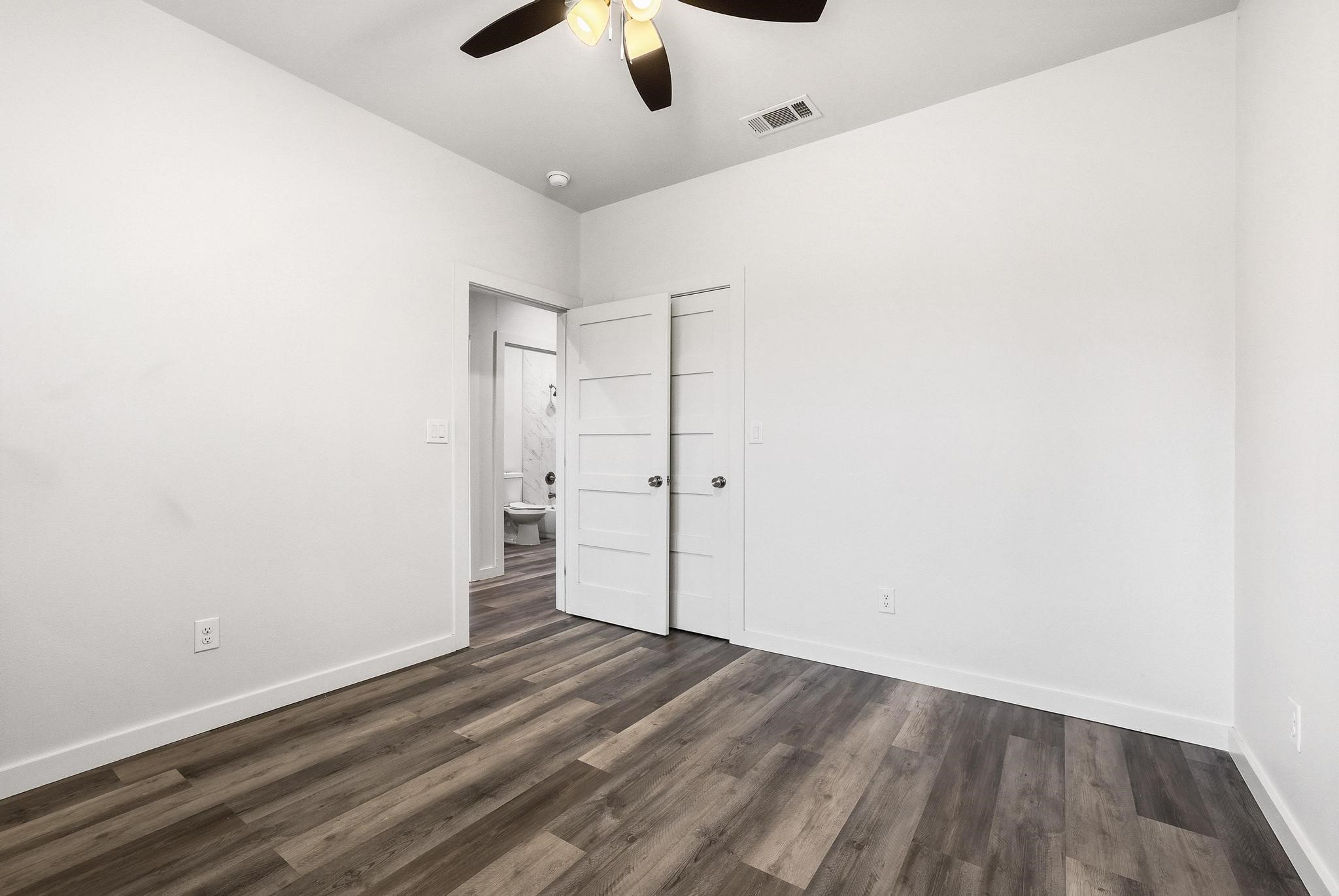 1221 W Johnson Street Denison TX 75020