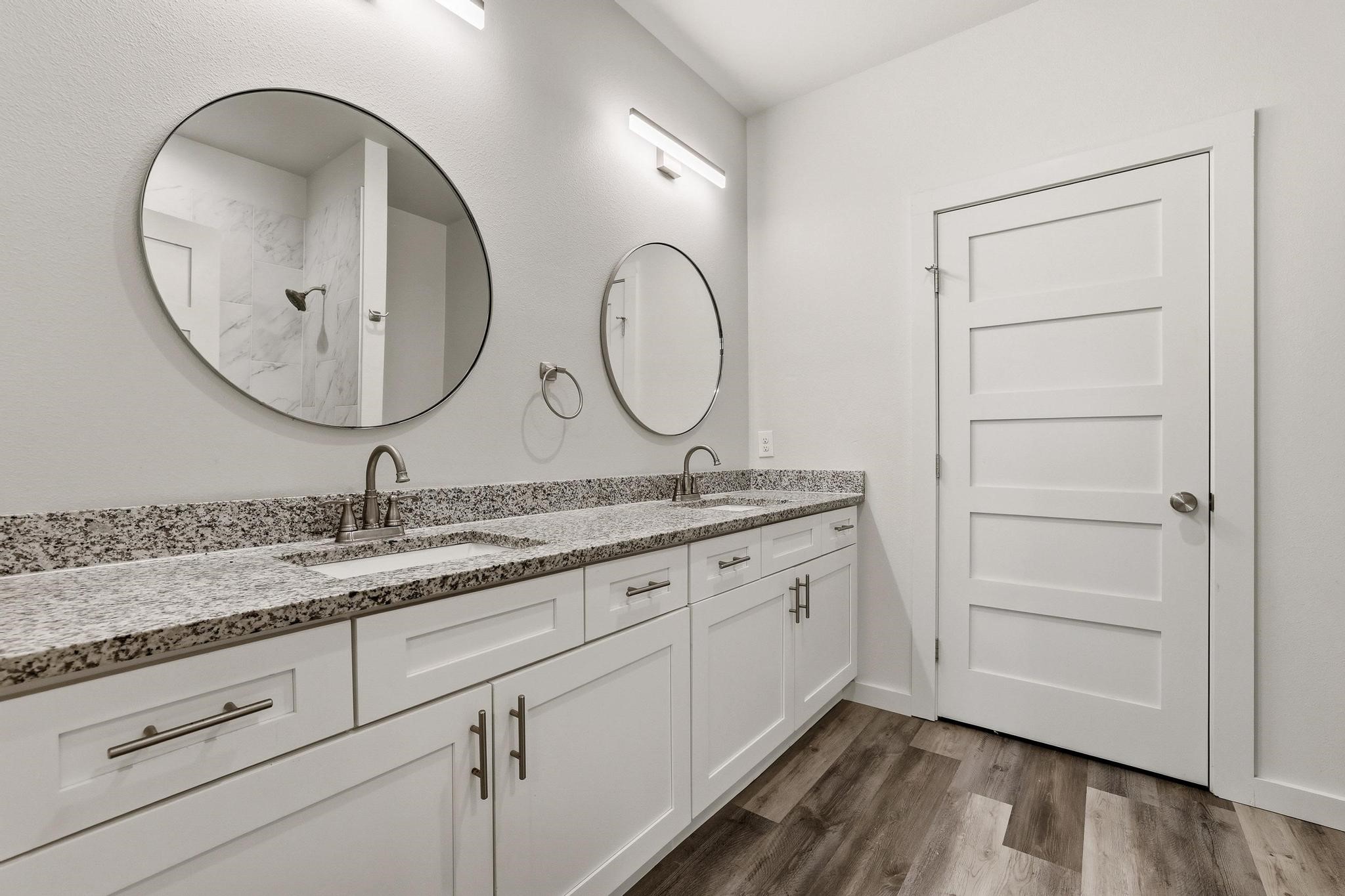 1221 W Johnson Street Denison TX 75020