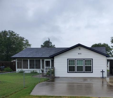 401 Hickorywood Street Azle TX 76020