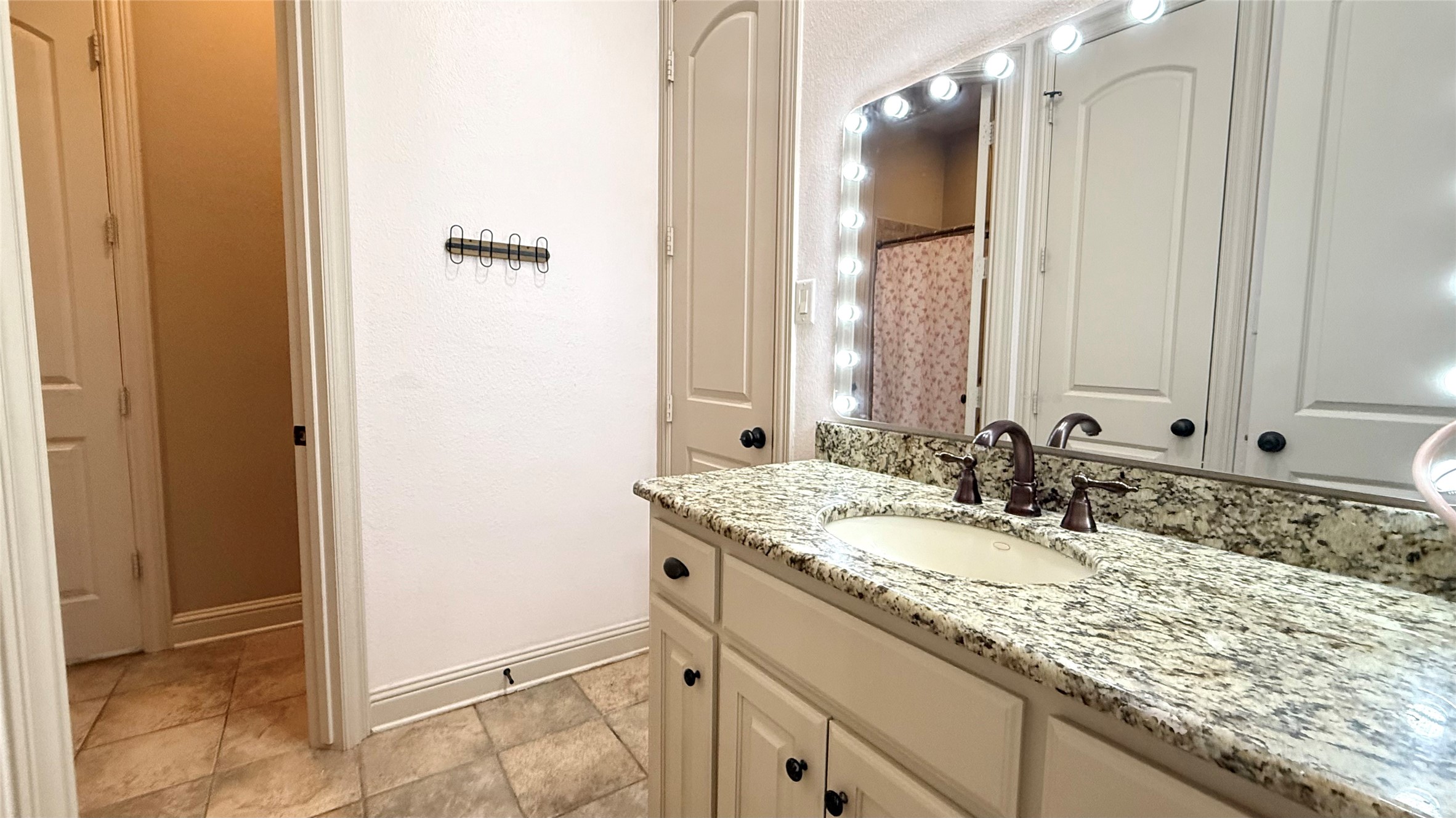 4 Raven Circle Heath TX 75032