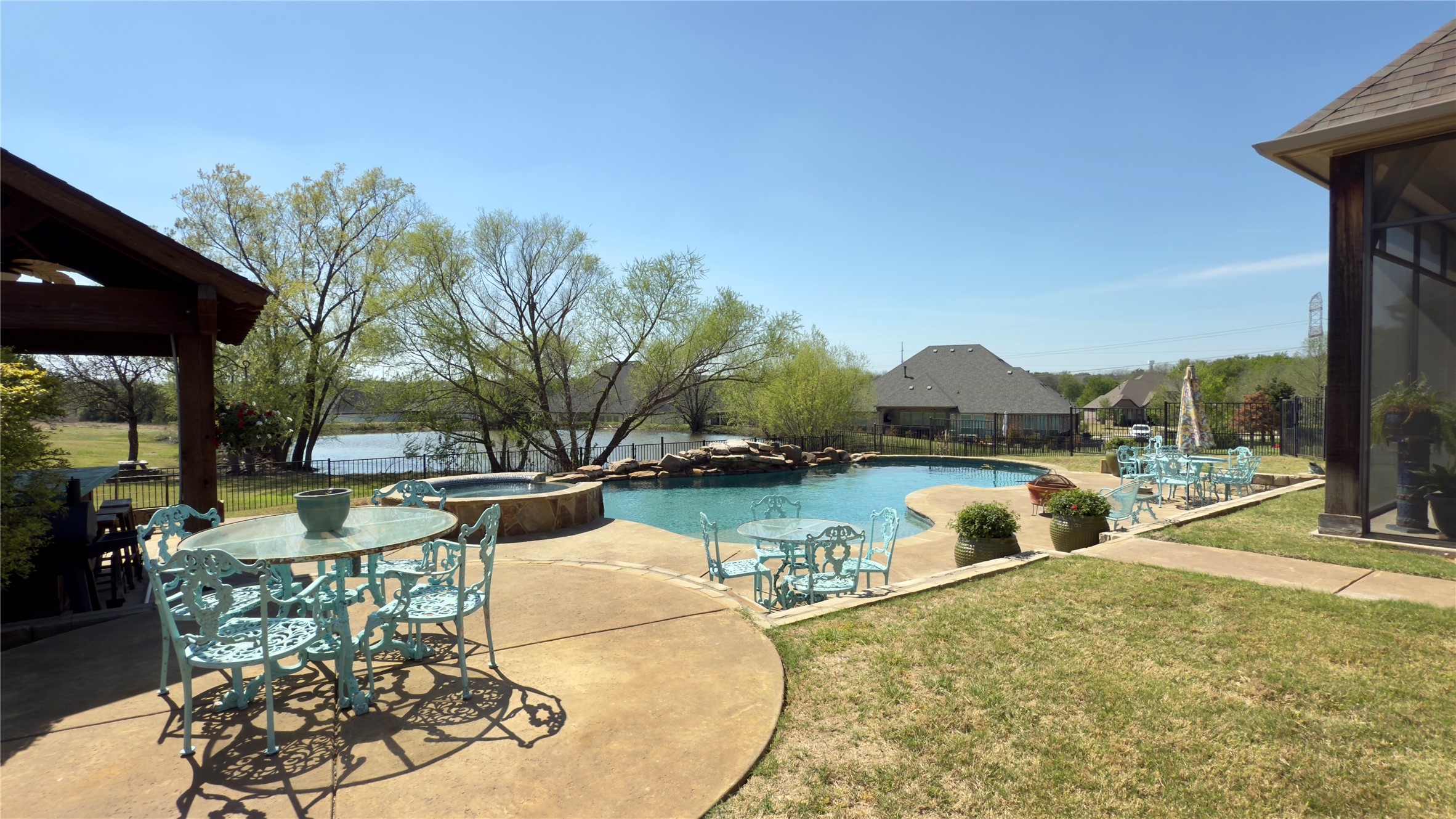 4 Raven Circle Heath TX 75032