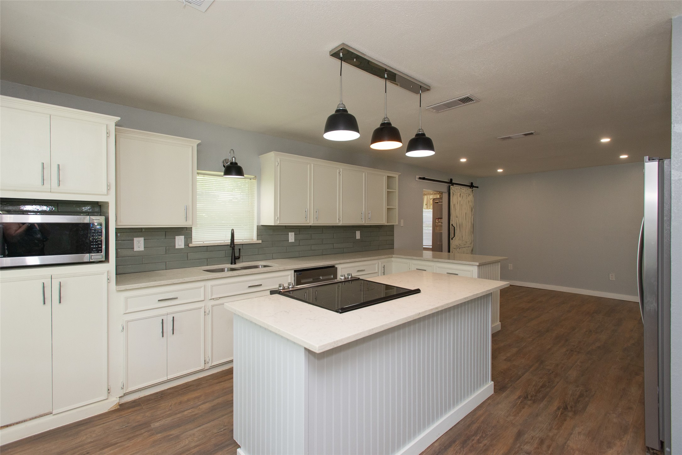 630 Cedarcrest Drive Tool TX 75143