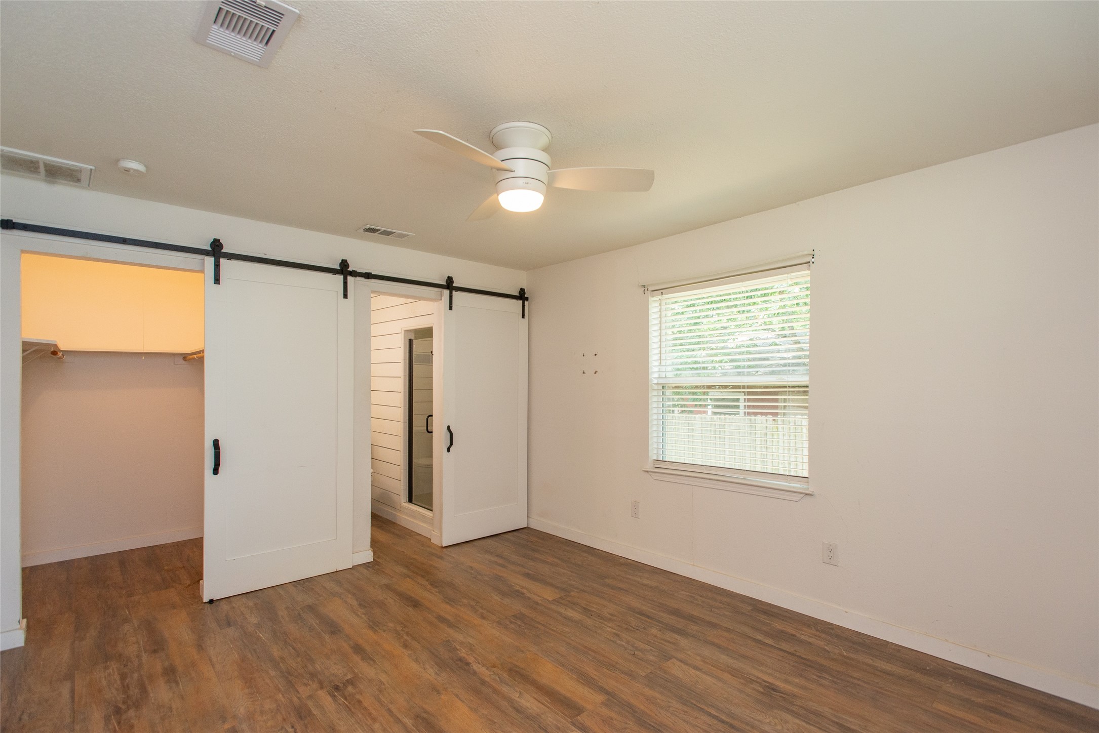 630 Cedarcrest Drive Tool TX 75143