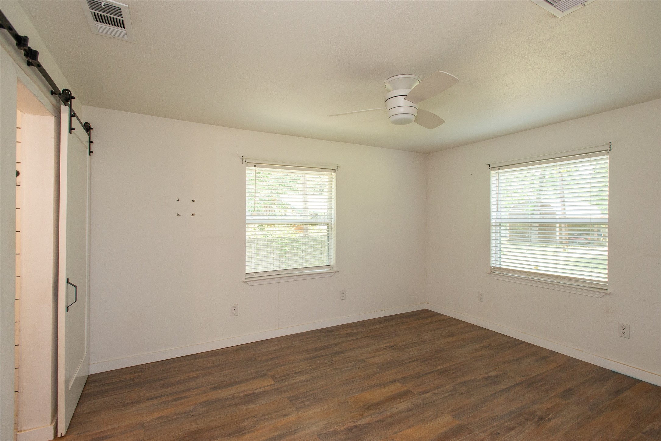 630 Cedarcrest Drive Tool TX 75143