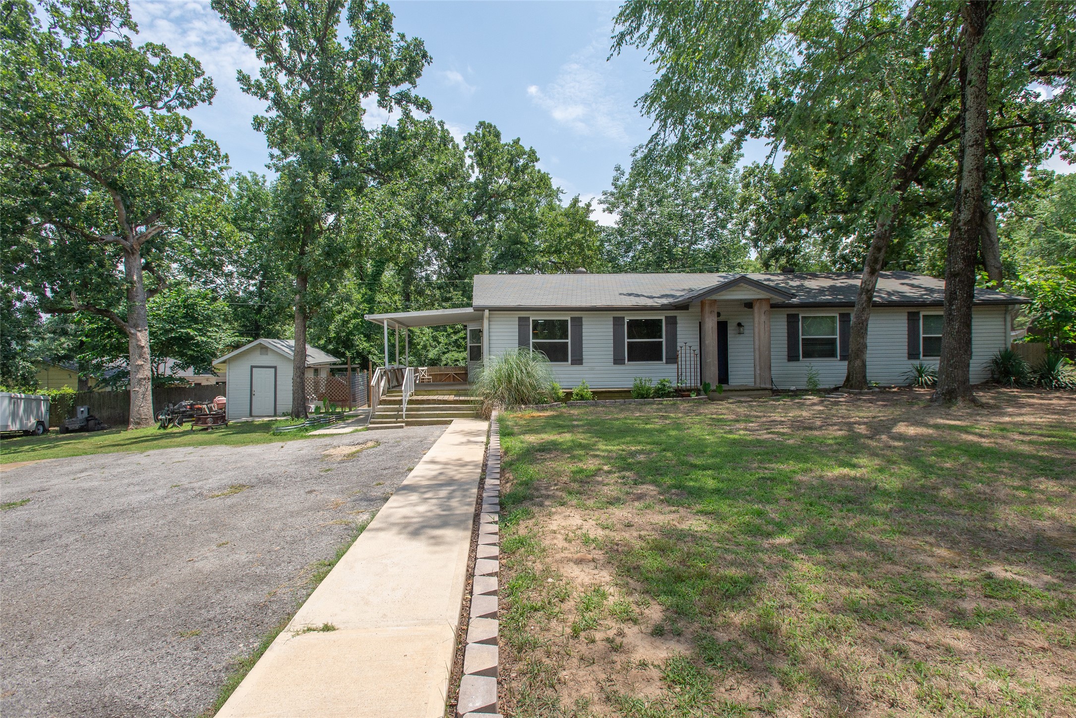 630 Cedarcrest Drive Tool TX 75143