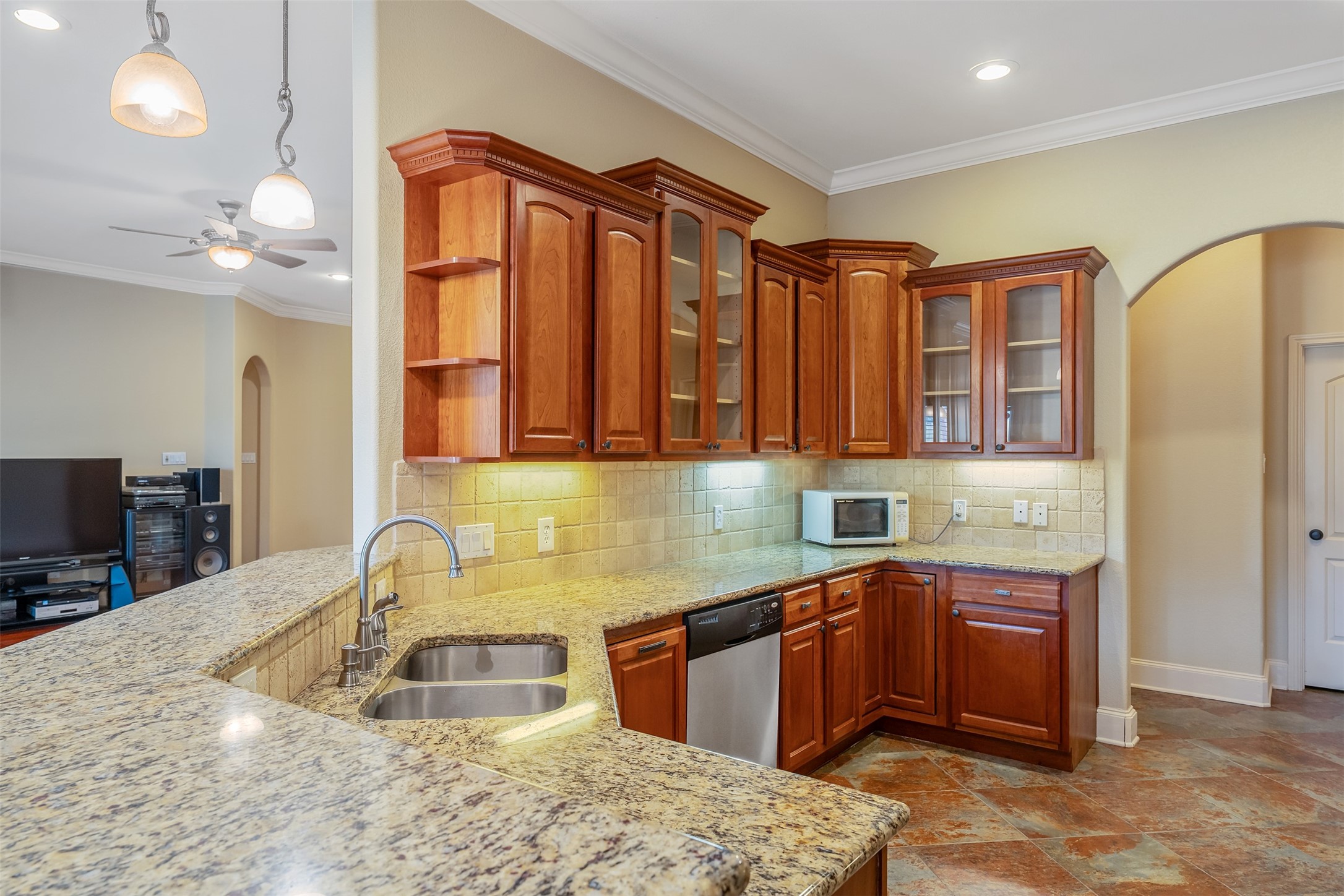 6526 Ashmore Tyler TX 75703